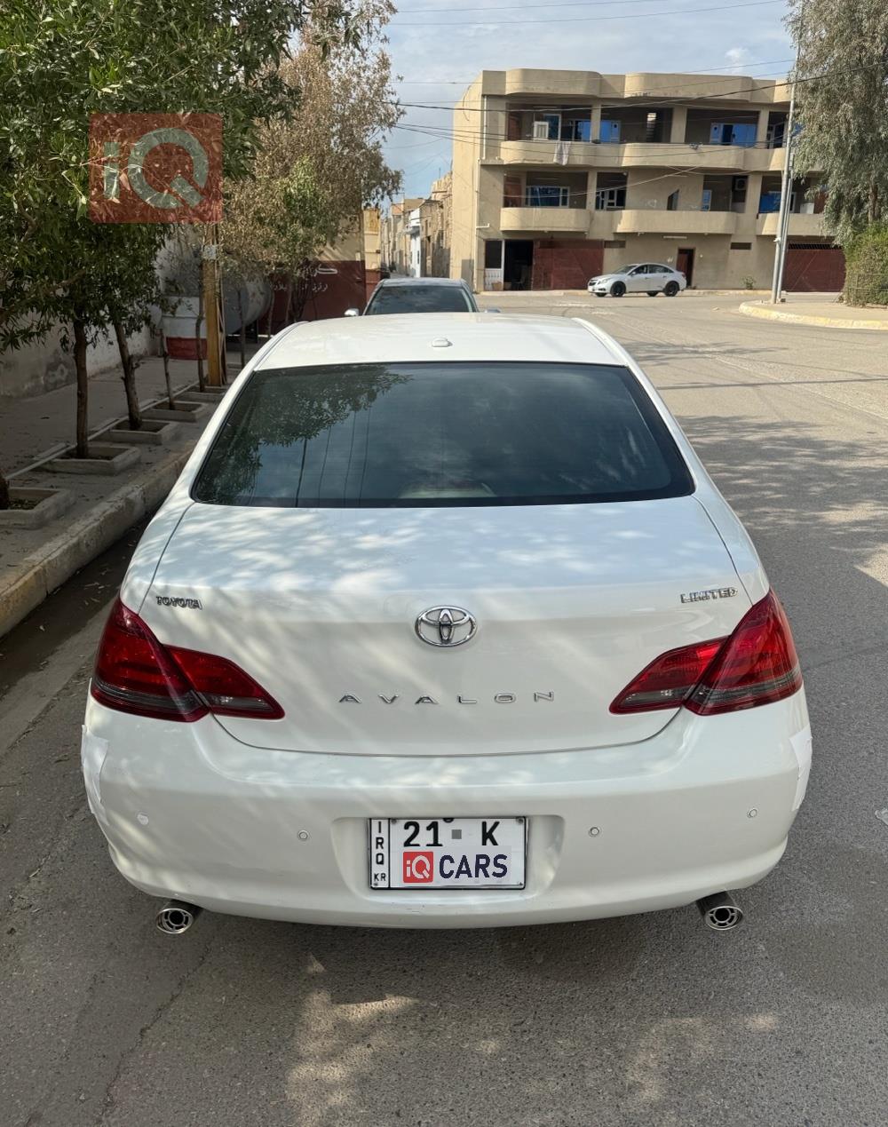 تويوتا أفالون